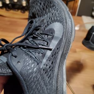 Women's Nike Black Sneakers, Size 7 Nice Sneakers!